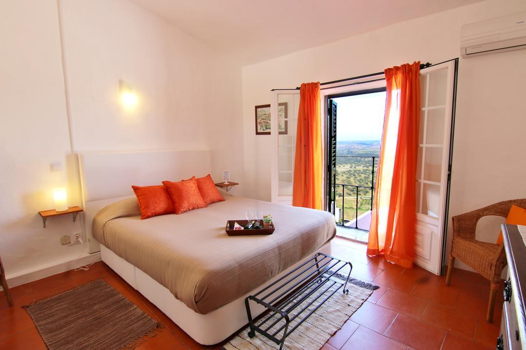 Maison d'hôtes Dom Nuno - Turismo De Habitacao à Monsaraz Chambre photo