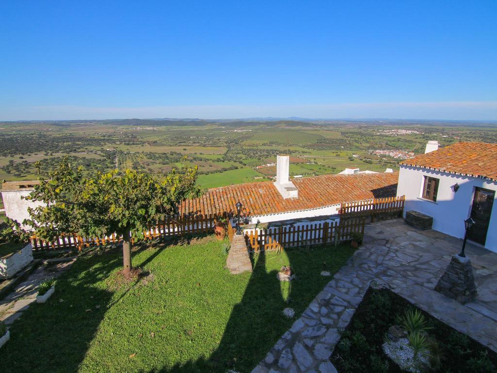 Maison d'hôtes Dom Nuno - Turismo De Habitacao à Monsaraz Extérieur photo